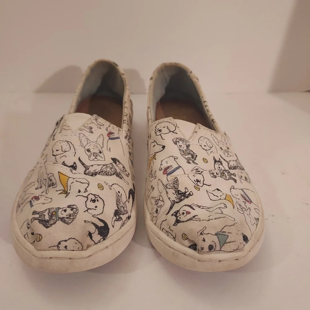 Toms The Year of The Dog Limited Edition Canvas Alpargata in Size Y2 - Youth